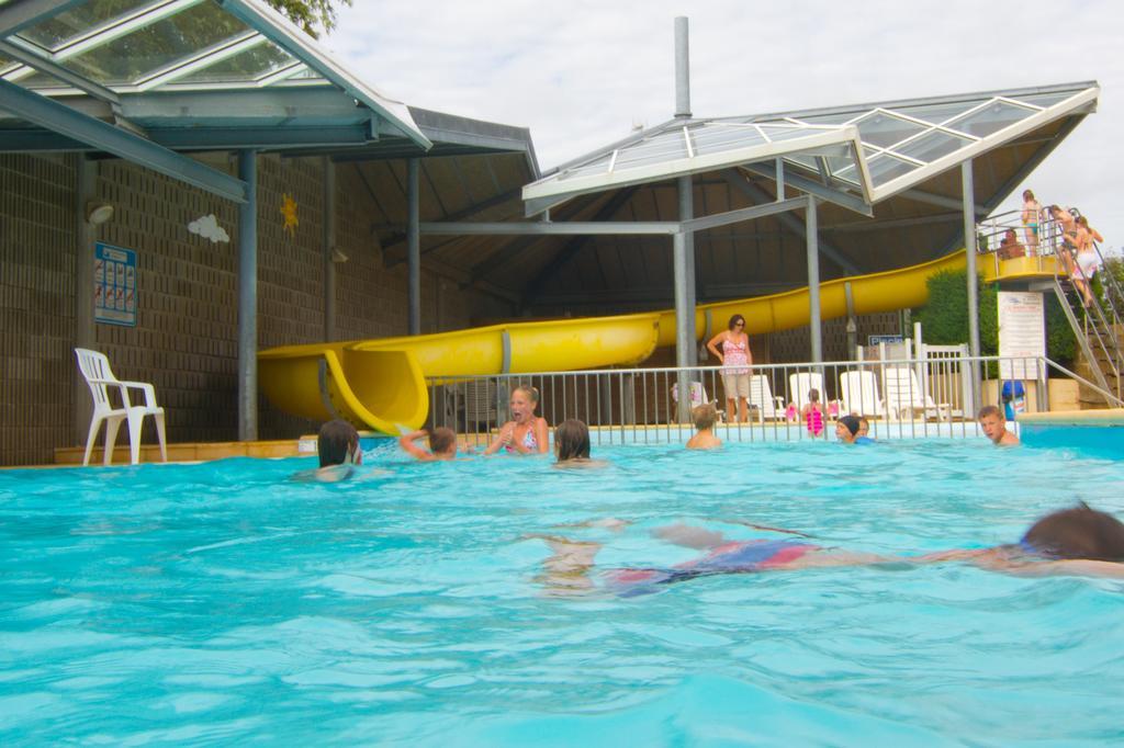 Camping De La Baie Hotel La Trinite-sur-Mer Bagian luar foto