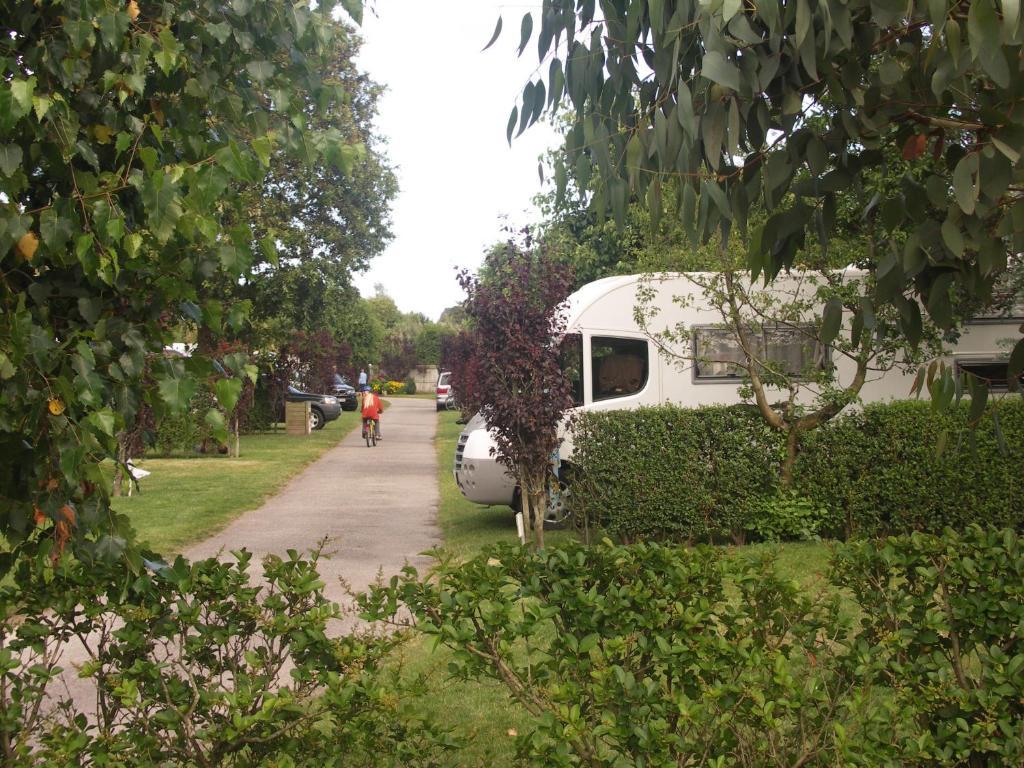 Camping De La Baie Hotel La Trinite-sur-Mer Bagian luar foto